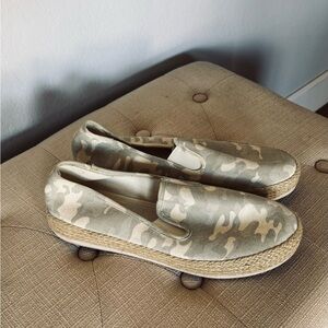 Esprit Women's Tan Camouflage Slip-On Espadrilles